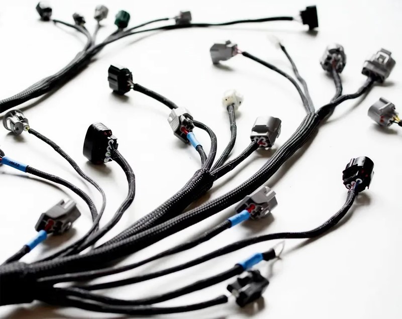 What customization options are available for Nano-Fit cable assemblies What customization options are available for Nano-Fit cable assemblies