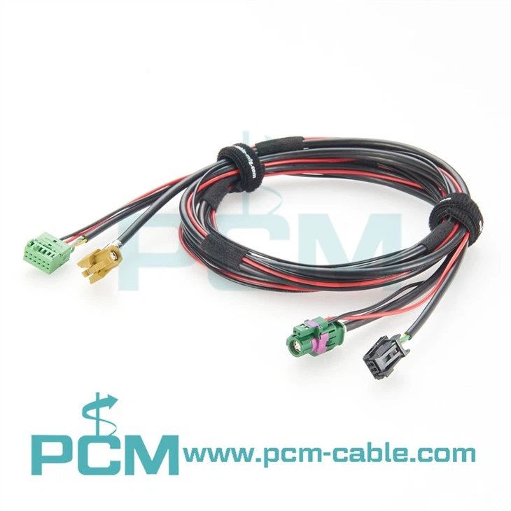 CarPlay Wiring Harness for Volkswagen Golf 7, Touran L, Sportsvan, Tiguan L - MIB System Upgrade to CarPlay